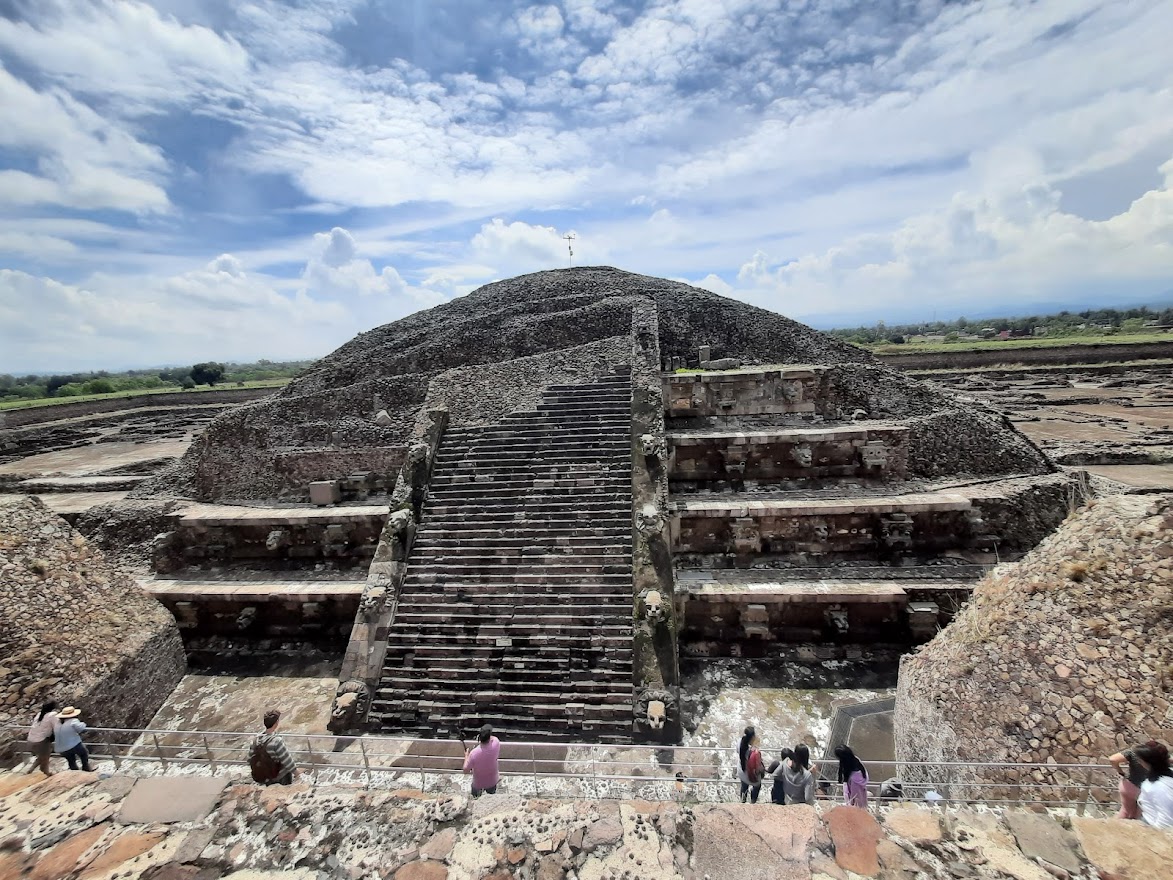 Transporte Privado a Teotihuacán Tour de Lujo TAOS CAB
