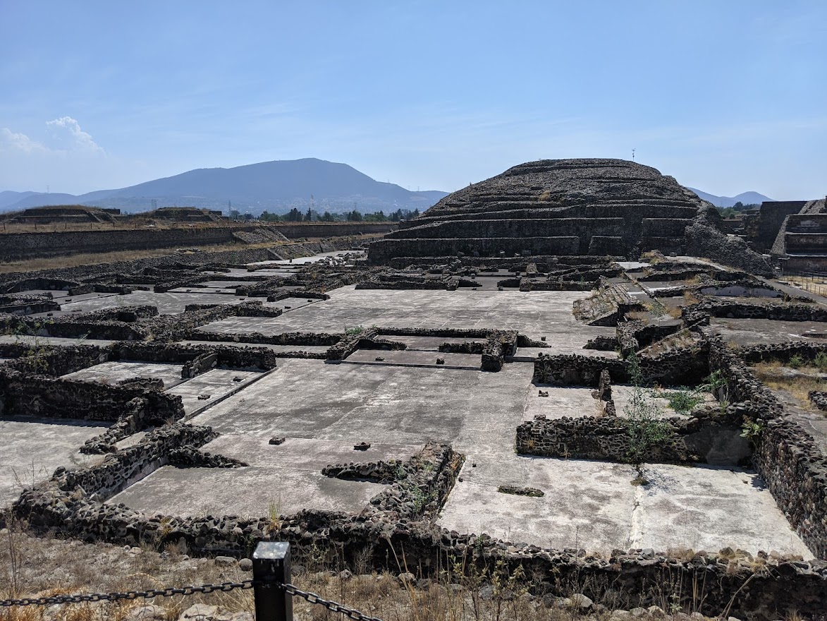Transporte Privado a Teotihuacán Tour de Lujo TAOS CAB2